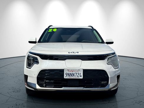 Used 2024 Kia Niro Wave FWD image 9