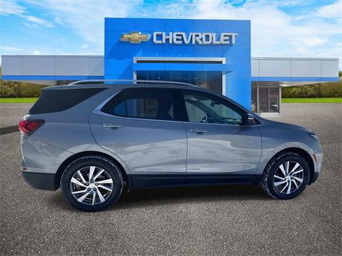 Used 2023 Chevrolet Equinox Premier image 8