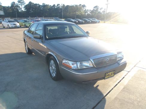 Used 2004 Mercury Grand Marquis LS image 4