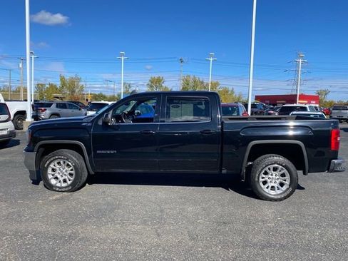 Used 2018 GMC Sierra 1500 SLE w/ SLE Value Package image 2