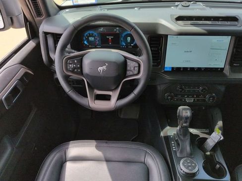 New 2026 Ford Bronco Badlands image 15