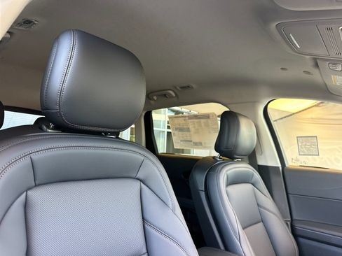 New 2026 Lincoln Nautilus Premier AWD/4WD image 16