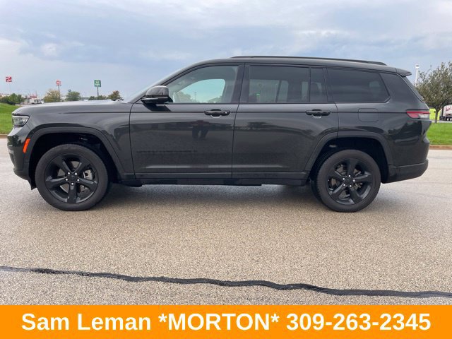 Used 2024 Jeep Grand Cherokee L Limited w/ Black Appearance Package AWD/4WD image 3