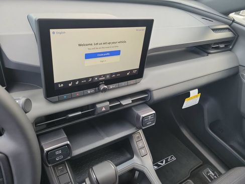 New 2026 Toyota RAV4 SE w/ Convenience Package AWD/4WD image 14
