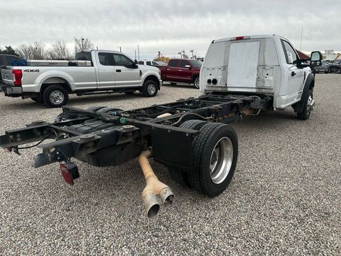 Used 2019 Ford F550 XLT image 9