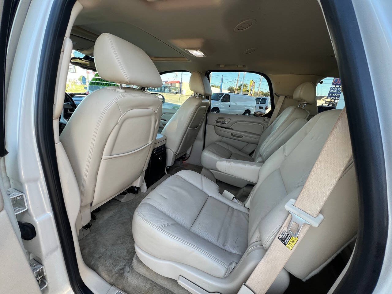 Used 2007 Cadillac Escalade AWD image 11