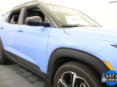 Used 2023 Chevrolet TrailBlazer RS w/ Sun and Liftgate Package FWD image 4