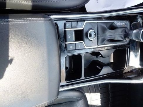 Certified 2023 Kia Sorento SX FWD image 15