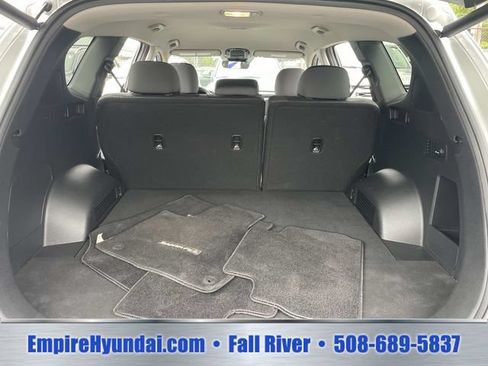 Used 2023 Hyundai Santa Fe SEL AWD/4WD image 7