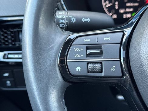 Certified 2023 Honda CR-V EX-L image 29