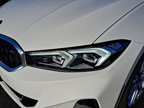 Certified 2023 BMW 330i xDrive Sedan w/ Driving Assistance Package image 9