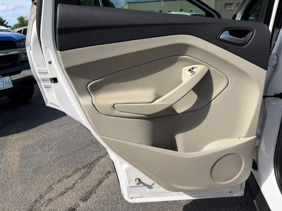 Used 2019 Ford Escape SE AWD/4WD image 13