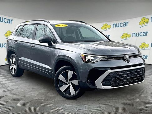 Used 2025 Volkswagen Taos S AWD/4WD image 1