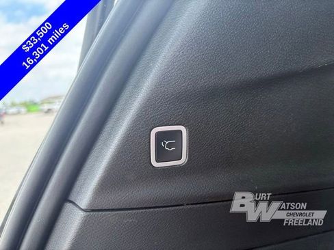 Used 2026 Chrysler Pacifica Select FWD image 30