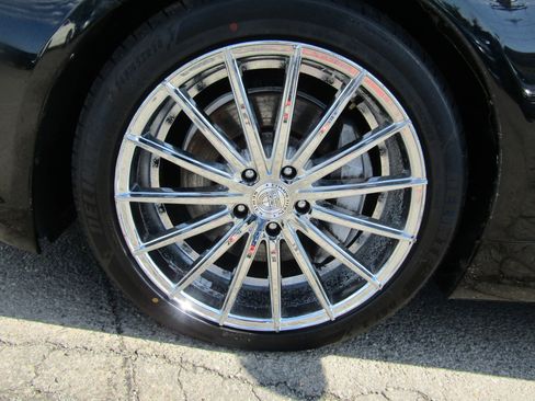 Used 2013 Lexus LS 460 AWD w/ Comfort Pkg image 19
