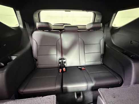 New 2026 Chevrolet Traverse RS w/ LPO, Floor Liner Package image 14