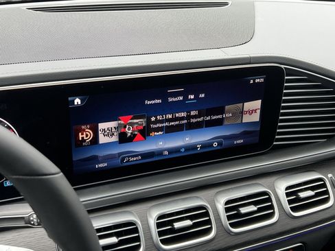 New 2026 Mercedes-Benz GLE 450 4MATIC image 16