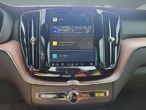 New 2024 Volvo XC60 B5 Ultimate image 26