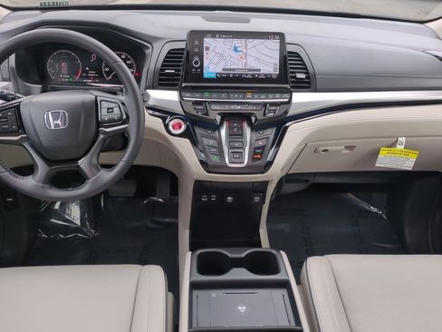 Certified 2025 Honda Odyssey Touring image 23