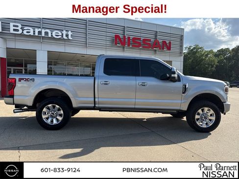 Used 2021 Ford F250 Platinum w/ FX4 Off-Road Package AWD/4WD image 7