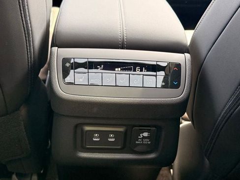 New 2026 Nissan Pathfinder Platinum w/ Cargo Package AWD/4WD image 21