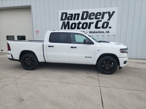 New 2026 RAM 1500 Laramie AWD/4WD image 7