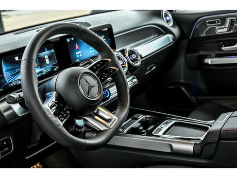 New 2026 Mercedes-Benz GLB 35 AMG 4MATIC image 10