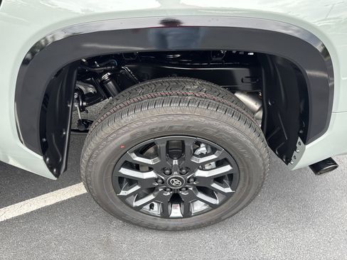 New 2026 Toyota Tundra Platinum AWD/4WD image 12