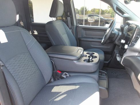 New 2025 RAM 2500 Tradesman image 17