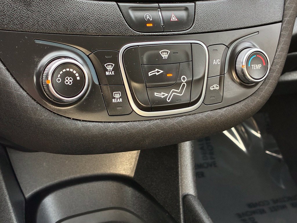 Used 2020 Chevrolet Malibu LS FWD image 23