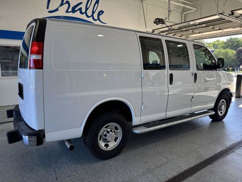 Used 2024 Chevrolet Express 2500 w/ Driver Convenience Package RWD image 10
