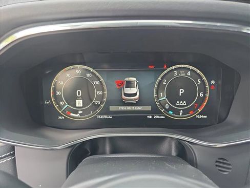 Certified 2025 Jaguar F-PACE R-Dynamic S image 20