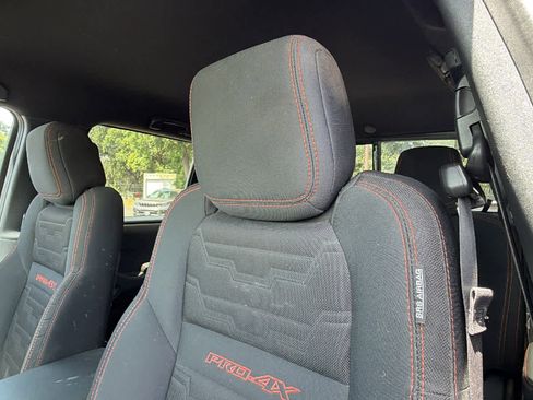 Used 2022 Nissan Frontier PRO-4X w/ Off-Road Protection Package AWD/4WD image 11