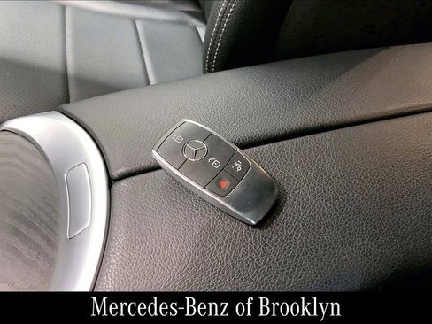 Certified 2021 Mercedes-Benz GLC 300 GLC 300 image 14