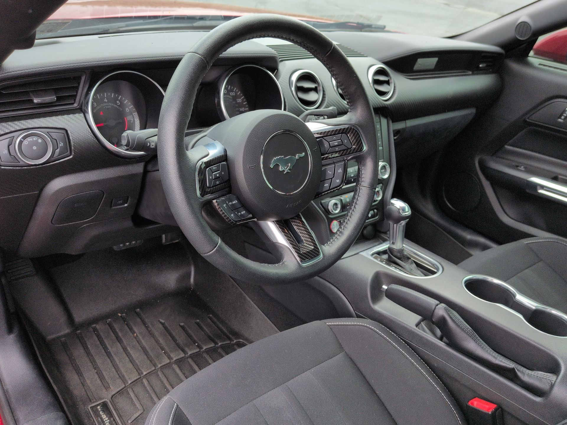 Used 2021 Ford Mustang Coupe RWD image 10