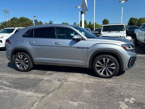 Used 2023 Volkswagen Atlas Cross Sport SEL Premium R-Line AWD/4WD image 22