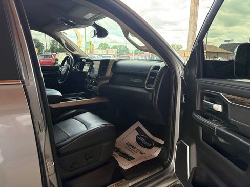 Used 2021 RAM 2500 Laramie w/ Chrome Appearance Group RWD image 8