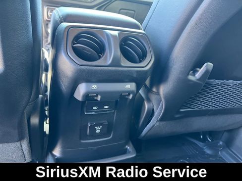 Used 2025 Jeep Wrangler Sahara w/ Safety Group image 29