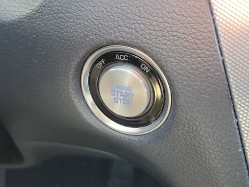 Used 2018 Genesis G80 3.8 w/ Option Group 03 image 31