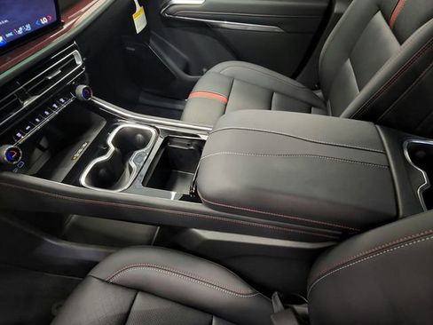 New 2026 Chevrolet Traverse RS FWD image 24