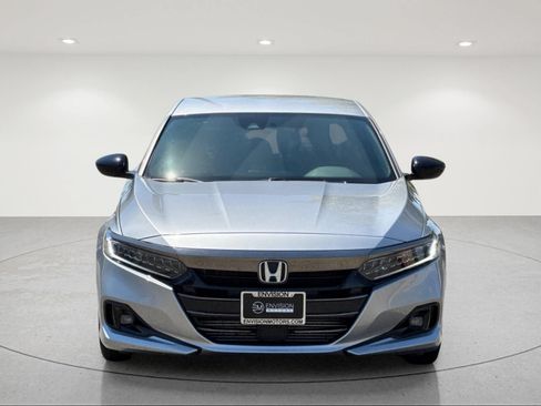 Used 2022 Honda Accord Sport image 9