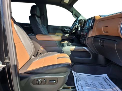 Used 2020 Chevrolet Silverado 1500 High Country w/ Technology Package AWD/4WD image 19