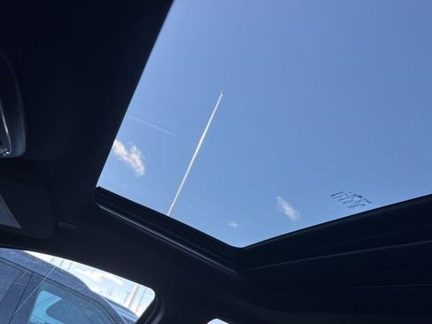 Used 2020 Jeep Grand Cherokee Limited w/ Trailer Tow Group IV image 4