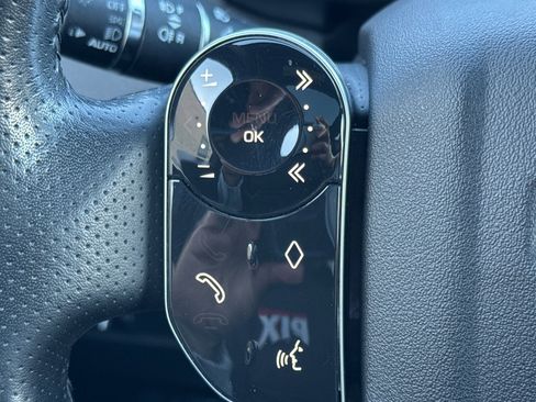 Used 2019 Land Rover Range Rover Sport HSE image 27