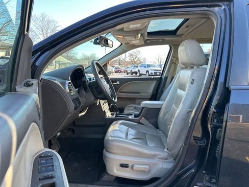 Used 2008 Ford Taurus X SEL image 8