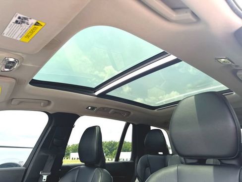 Used 2019 Volvo XC90 T5 Momentum w/ Protection Package Premier FWD image 18