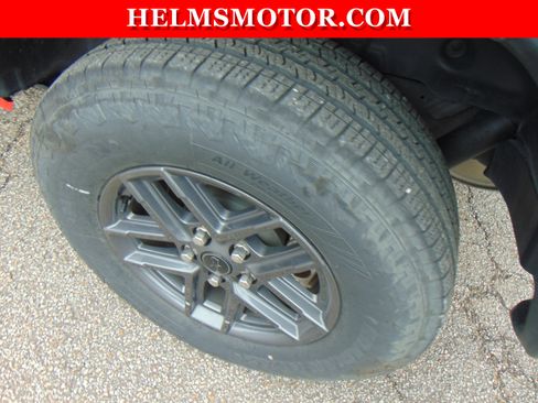 Certified 2024 Jeep Wrangler Sport S image 30