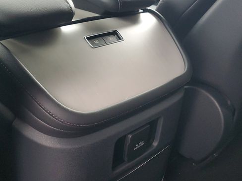 New 2025 Lincoln Navigator L Reserve image 29