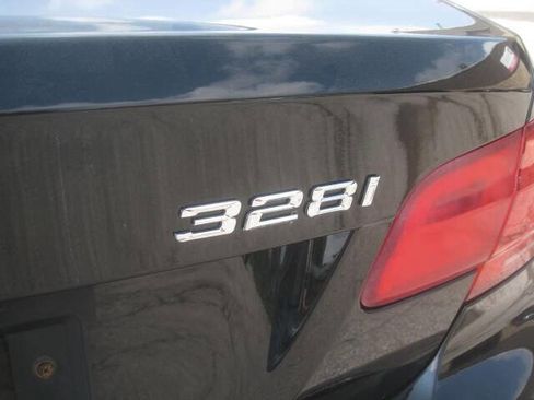 Used 2012 BMW 328i xDrive Coupe image 9