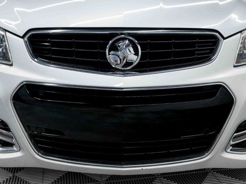 Used 2015 Chevrolet SS RWD image 16